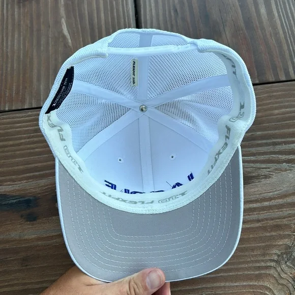 LA Golf Golf Hat in White with Blue Stitched Lettering NWT - Picture 3 of 4